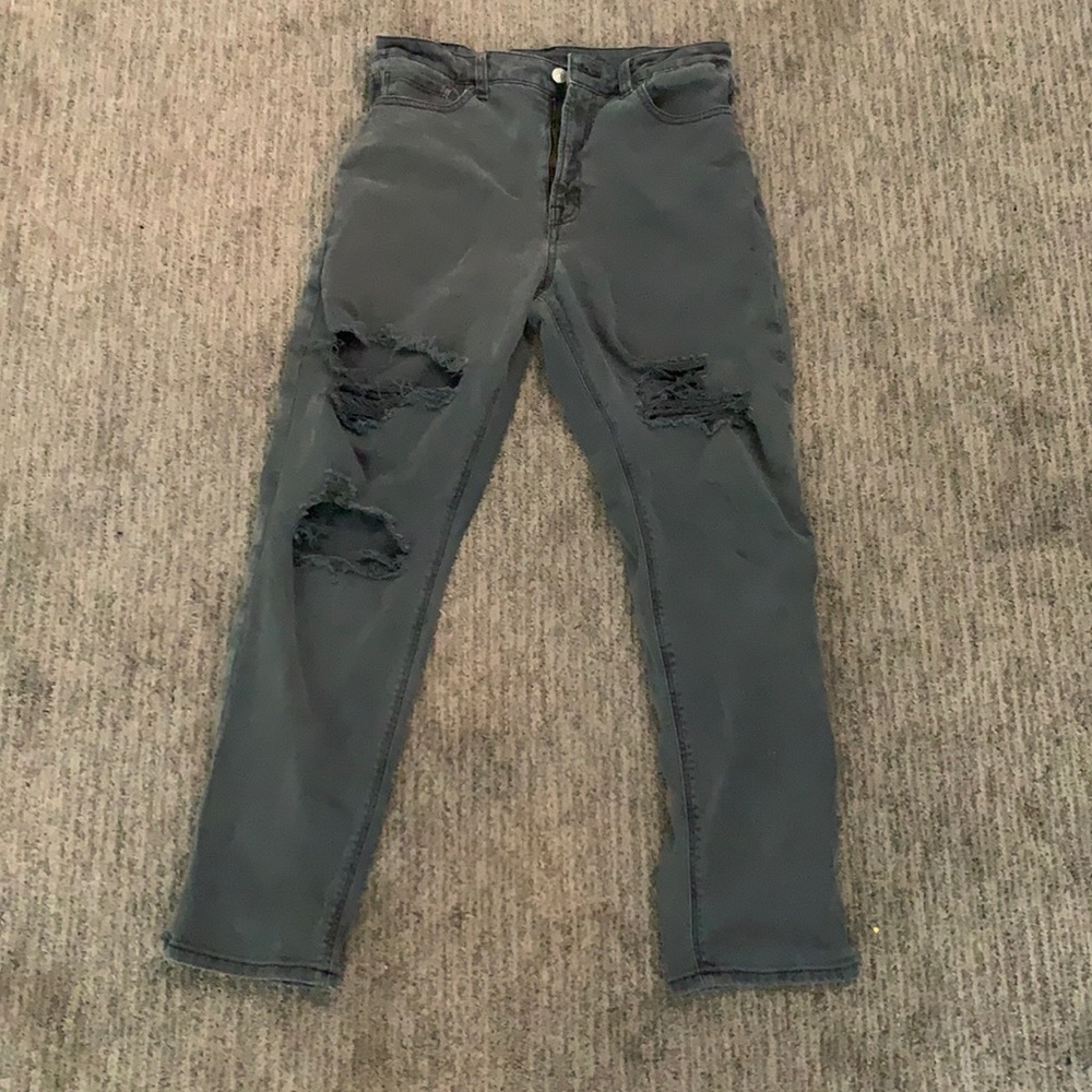 American Eagle mom jeans, size 8 regular